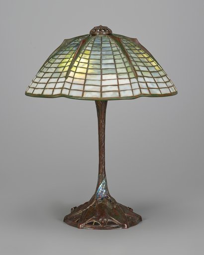 Lamp with “Heavy Ribs” Shade and “Bat” Base