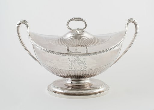 Tureen with Cover