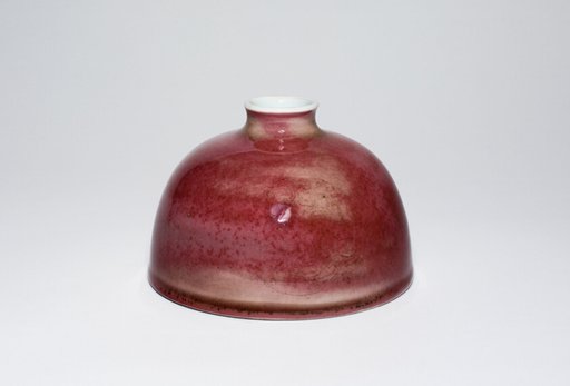 Beehive-Shaped Water Coupe