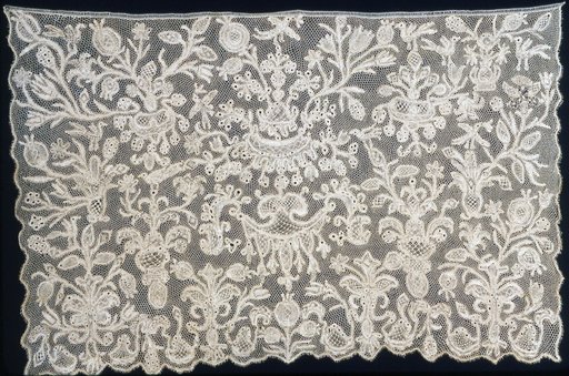 Two Cravat Ends
