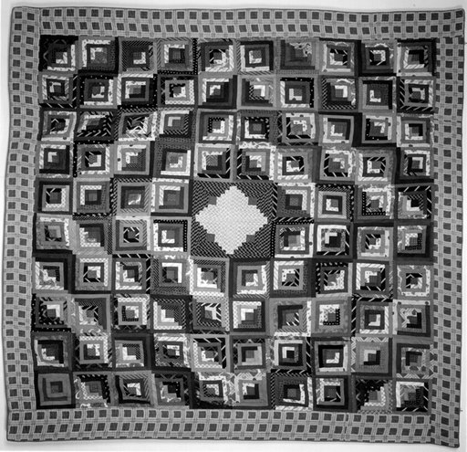 Bedcover (Log Cabin Quilt)