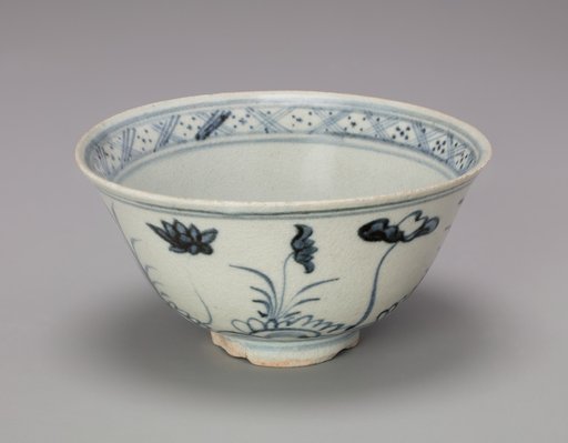 Bowl with a Conch Shell in the Center