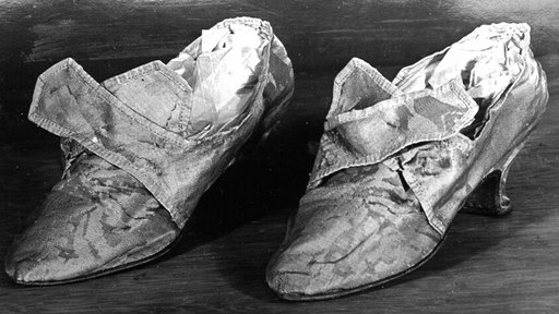 Woman's Shoes