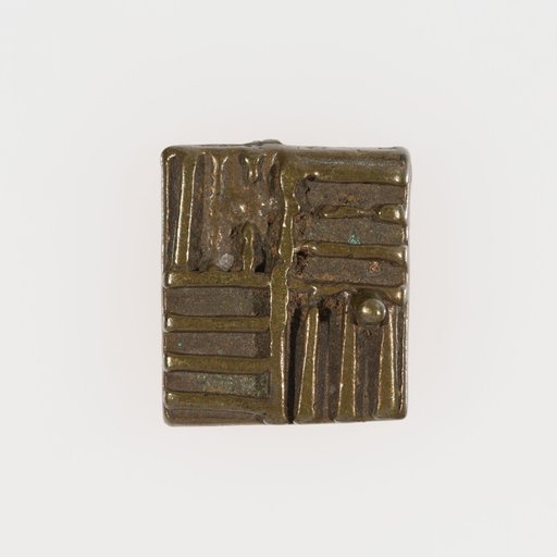 Goldweight with a Geometric Design