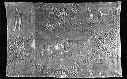 Le Troubadour (Furnishing Fabric)