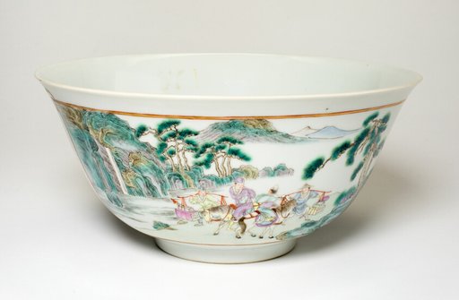 Famile-Rose Bowl
