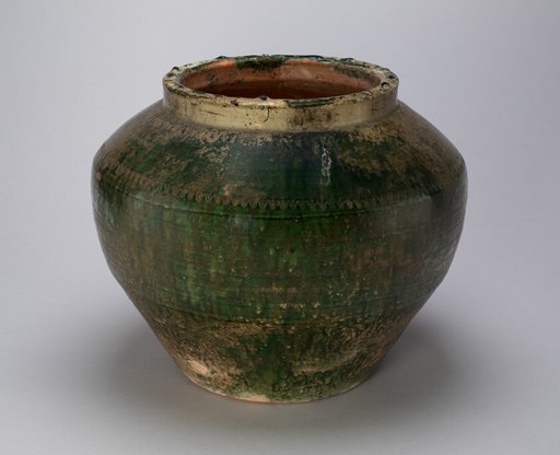 Jar with Sawtooth and Encircling Bands