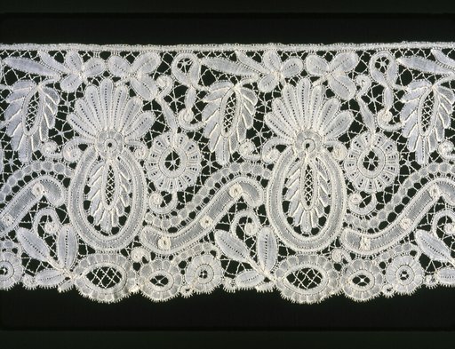 Flounce (Fragment)