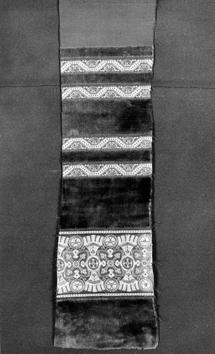 Fragment of a Border