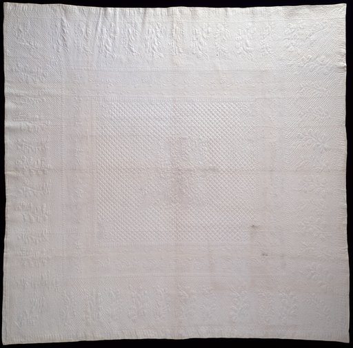 Bedcover (Marseilles Quilt)