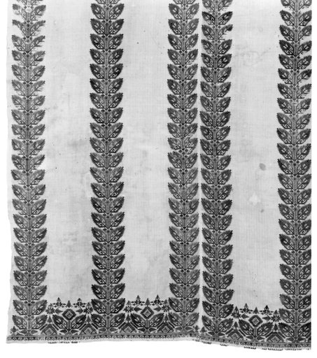 Curtain (For a Bed)