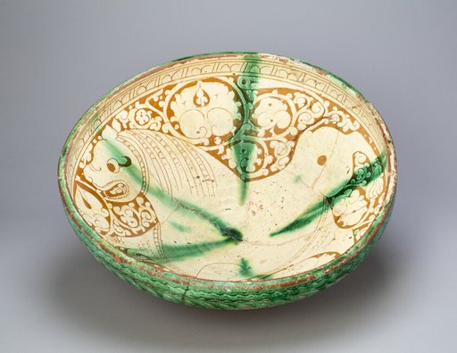 Bowl with Lioness