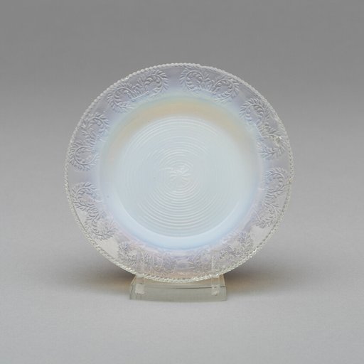 Cup plate