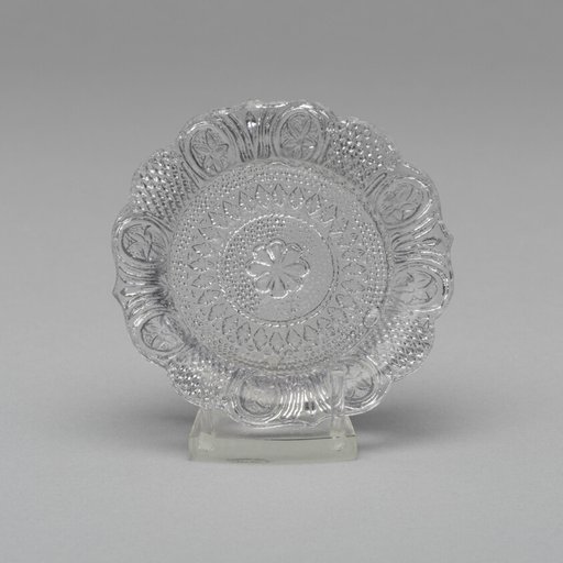 Cup plate
