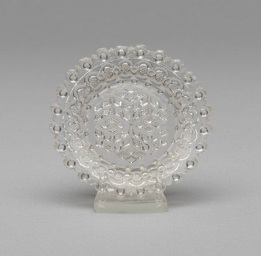 Cup plate