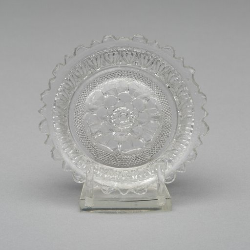 Cup plate