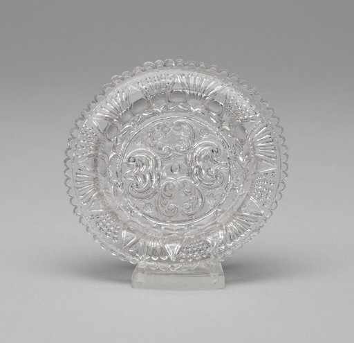 Cup plate