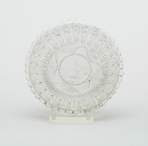 Cup plate