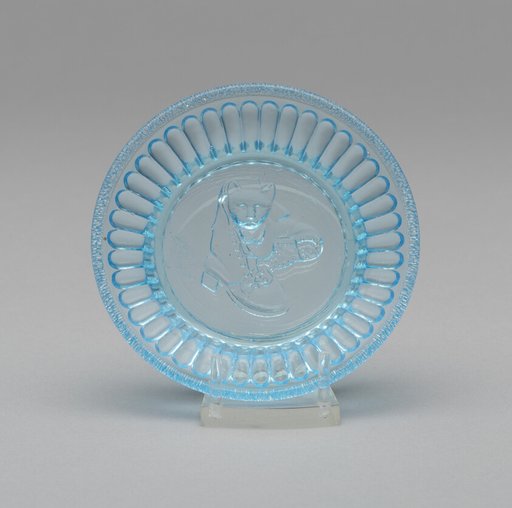 Toy plate