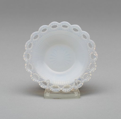 Cup plate
