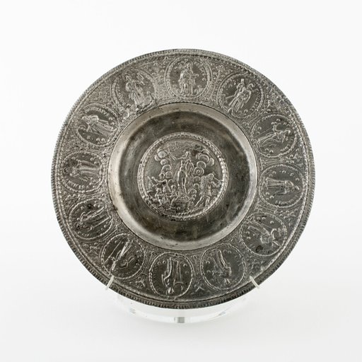 Plate