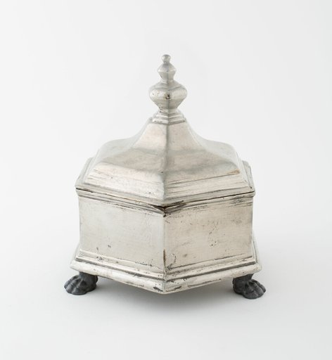 Tobacco Box