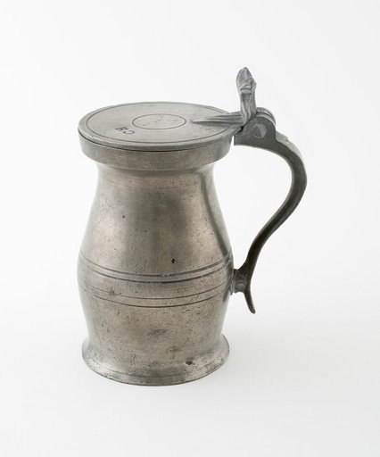 Half Pint Covered Wine Measure