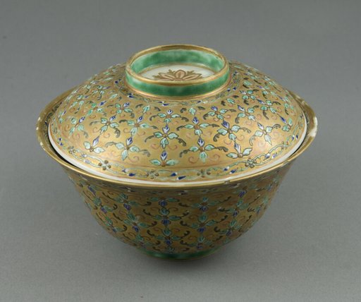 Lai Nam Thong (Gold-Washed) Ware, Covered Bowl