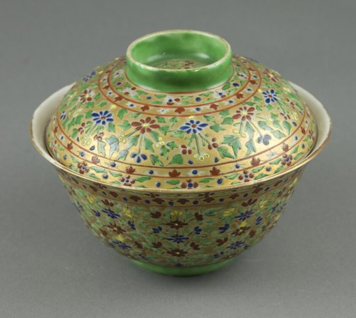 Lai Nam Thong (Gold-Washed) Ware, Covered Bowl
