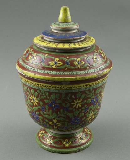 Bencharong (Five-Colored) Ware Jar, with Tiered Cover