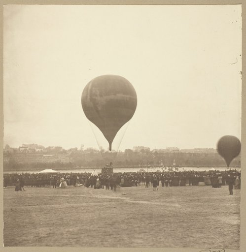 Le Geant, Champ de Mars