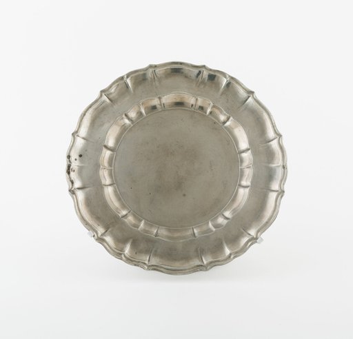 Plate