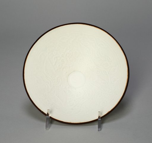 Conical Bowl with Phoenixes and Peonies