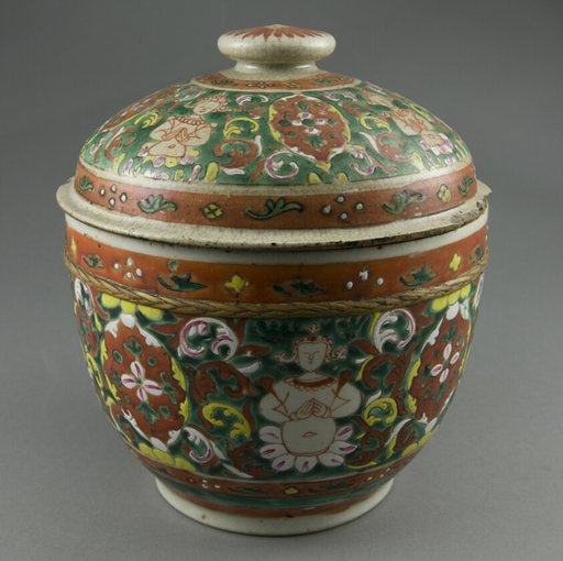 Bencharong (Five-Colored) Ware, Covered Jar