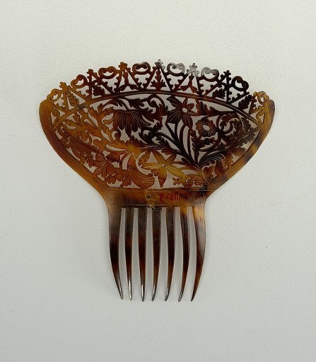 Comb