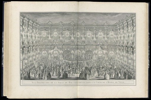 VUE PERSPECTIVE DE LA SALLE DU BAL, CONSTRUITE DANS LA COUR DE L'HOTEL DE VILLE.