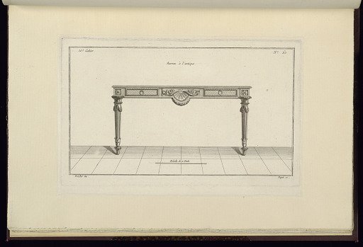 Bureau à l'antique