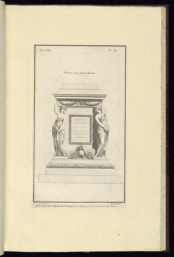 Piédestal pour figure Equestre