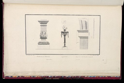 Piedestal en Balustre. Cassolette. Imposte et Archivolte composés.