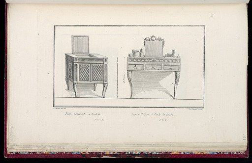 Petite Commode en Toilette, Demie Toilette à Pieds de Biche