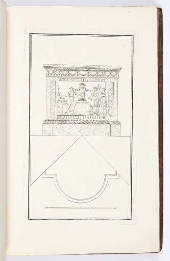 POELE formant encoignure et orné de figures en bas-reliefs