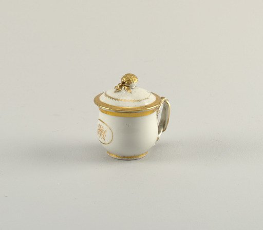 Covered Cup