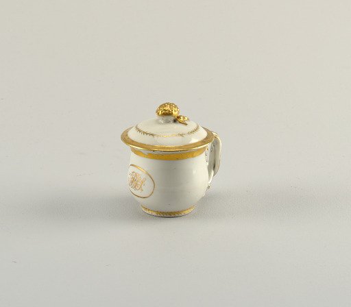 Covered Cup