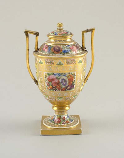 Pair of Urns