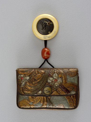 Kinchaku (purse) with netsuke and ojime on chord