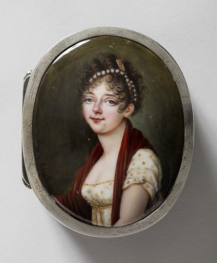 Box with portrait of a lady