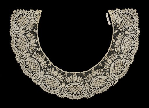 Collar