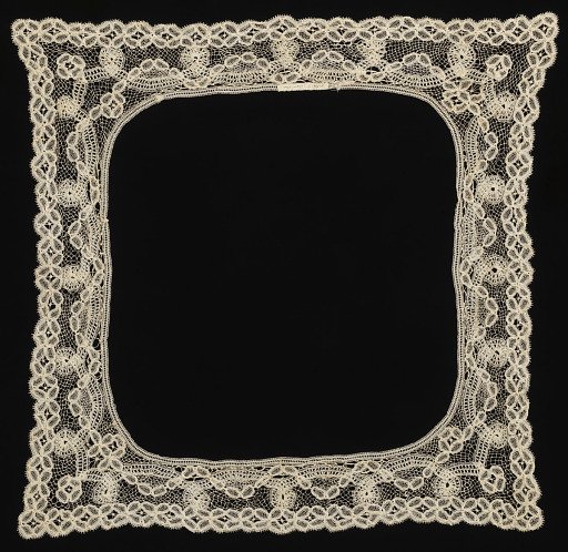 Border for handkerchief