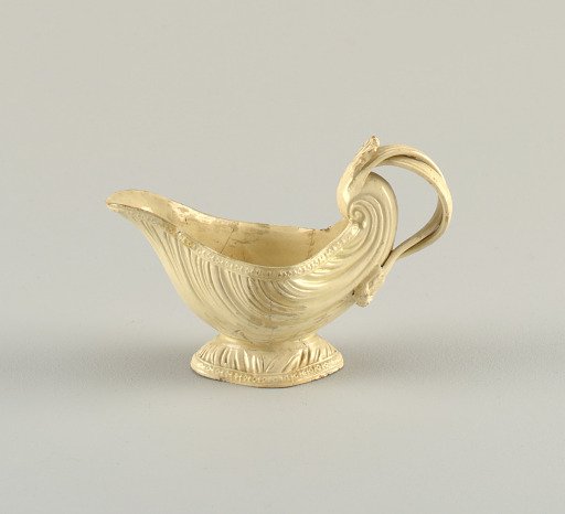 sauce boat