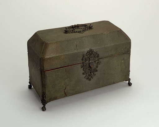 Tea caddy and case